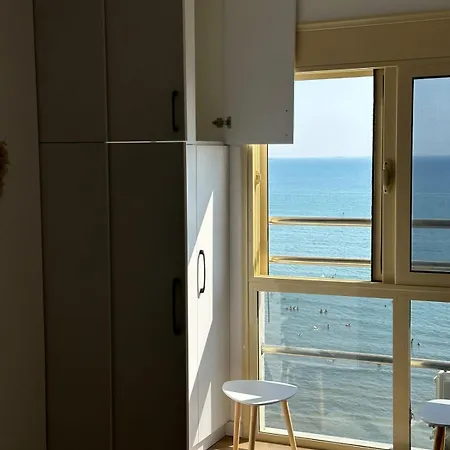 Apartment Sea View On The
